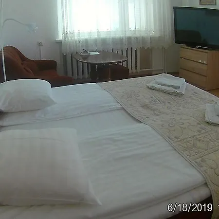 Aparthotel Family 3*