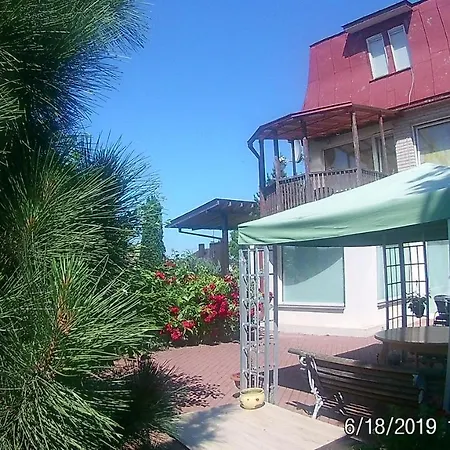 Aparthotel Family 3*